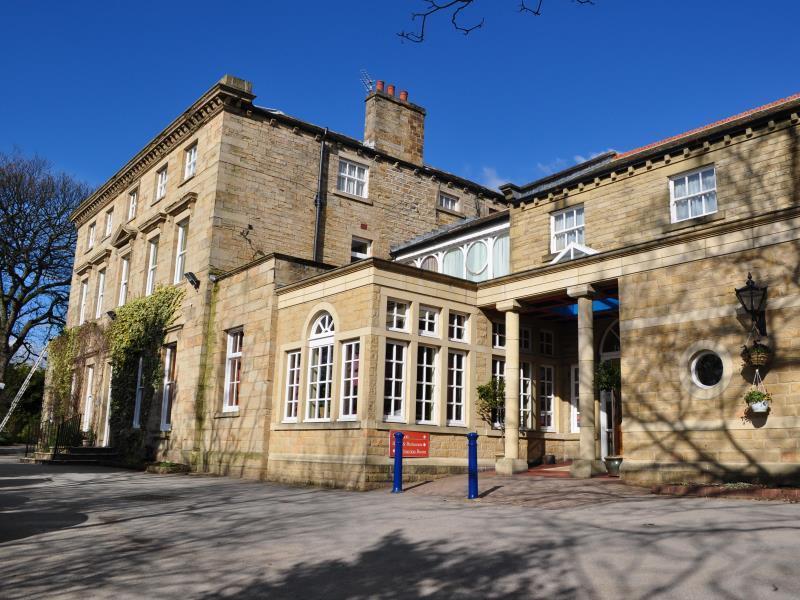 Healds Hall Hotel Cleckheaton Exterior photo